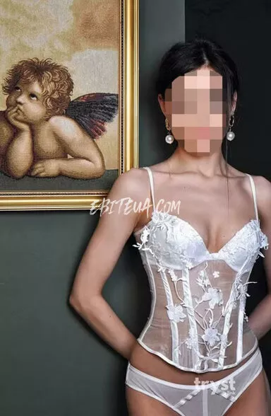 escort girl Dora | Image 3